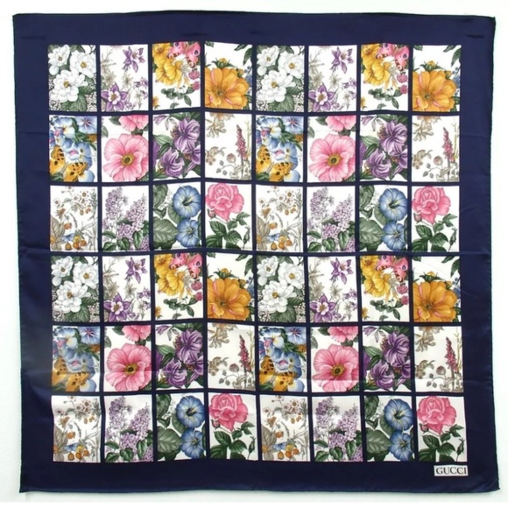 Authentic GUCCI Floral scarf silk MINT